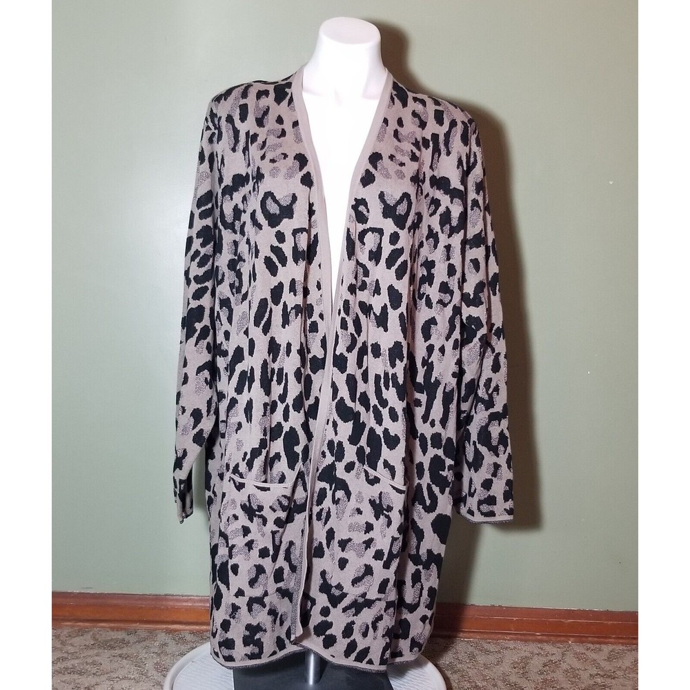 Catherines Black and Cream Animal Print Cardigan - Picture 8 of 11
